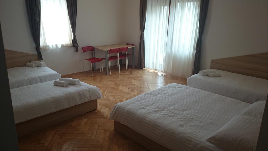 Sweet Dreams Rooms And Apartments Postojna Habitación foto